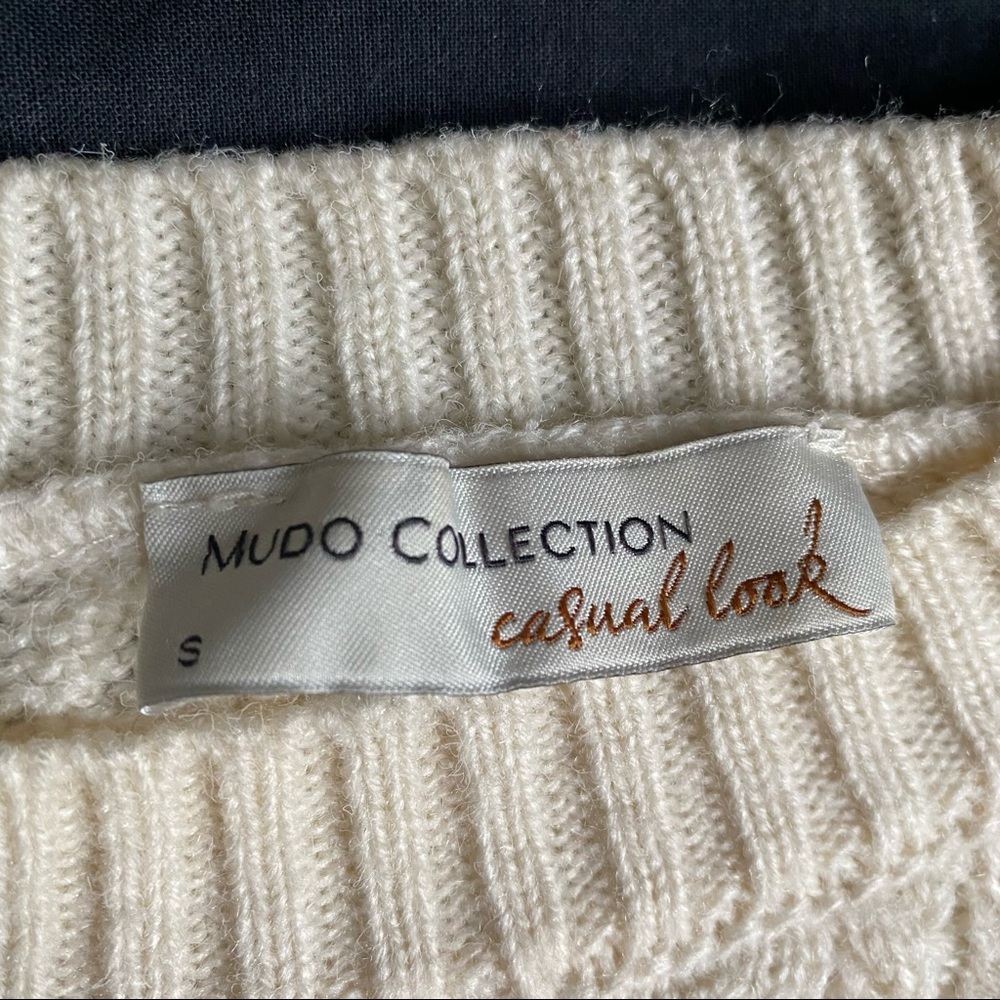 Cream sweater - Picture 4 of 4